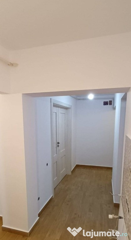 Apartament 2 camere zona Universitatea Spirul Haret