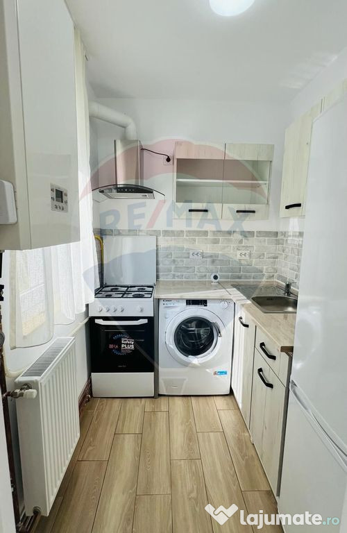 Apartament cu 2 camere de închiriat