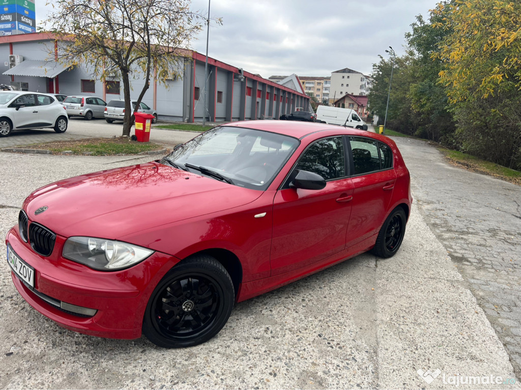 BMW seria 1 116d rosu