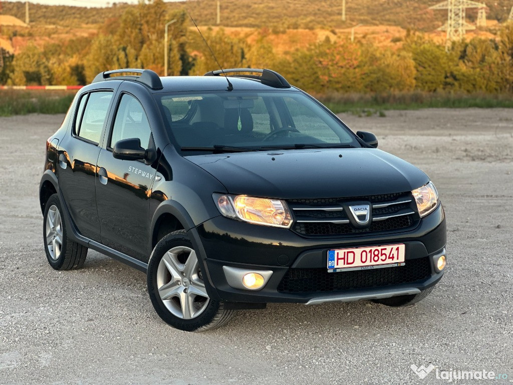 Dacia Sandero Stepway*benzina*clima*2016/luna 06*navi*factura+fiscal !