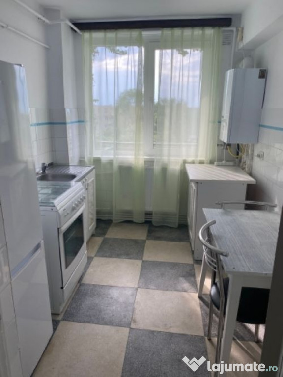 Inchiriez apartament 2 camere, 60mp, zona centrala, Giurgiu, 250euro