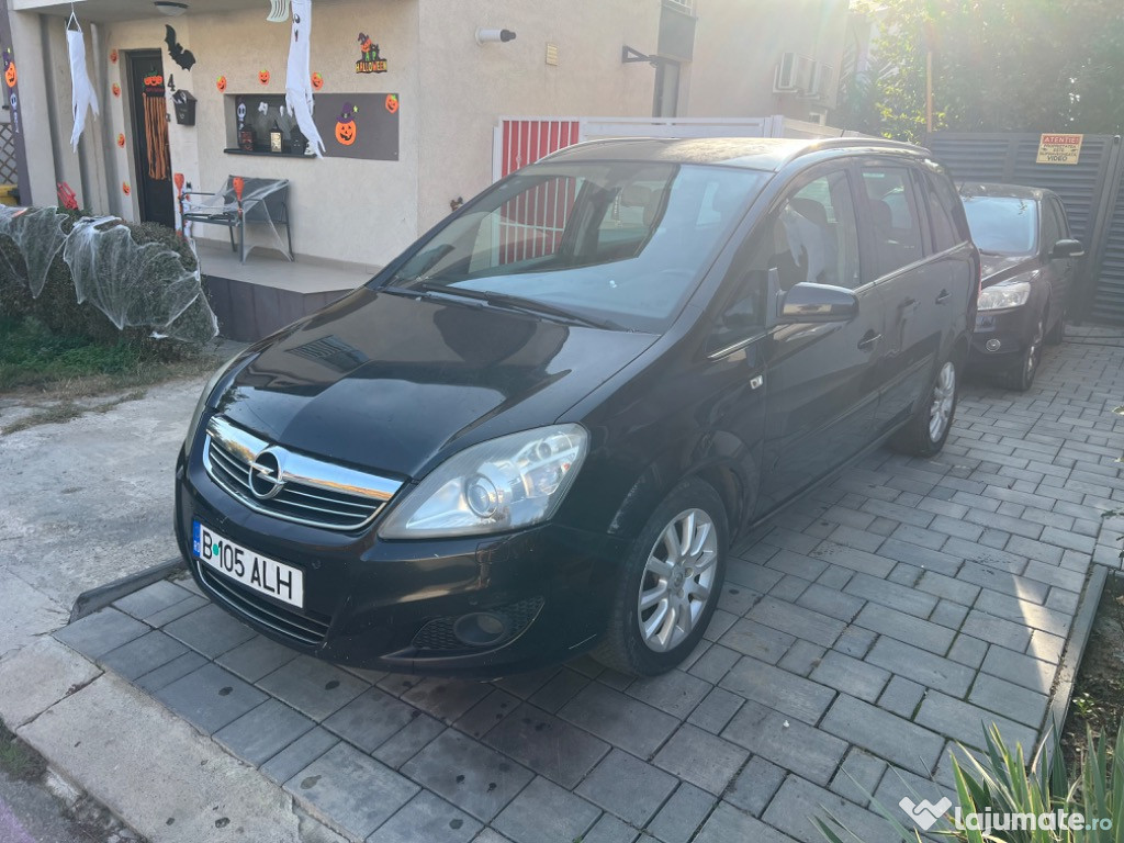 Opel Zafira B, 2009