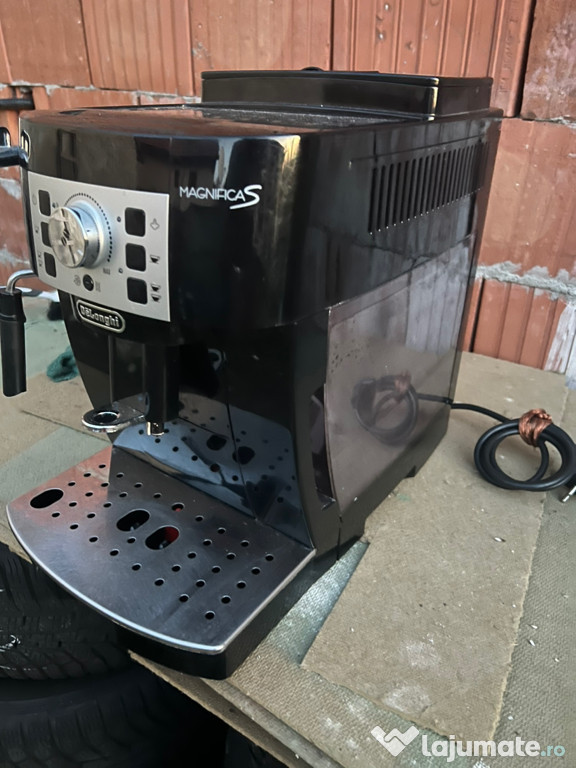 DeLonghi Magnifica S