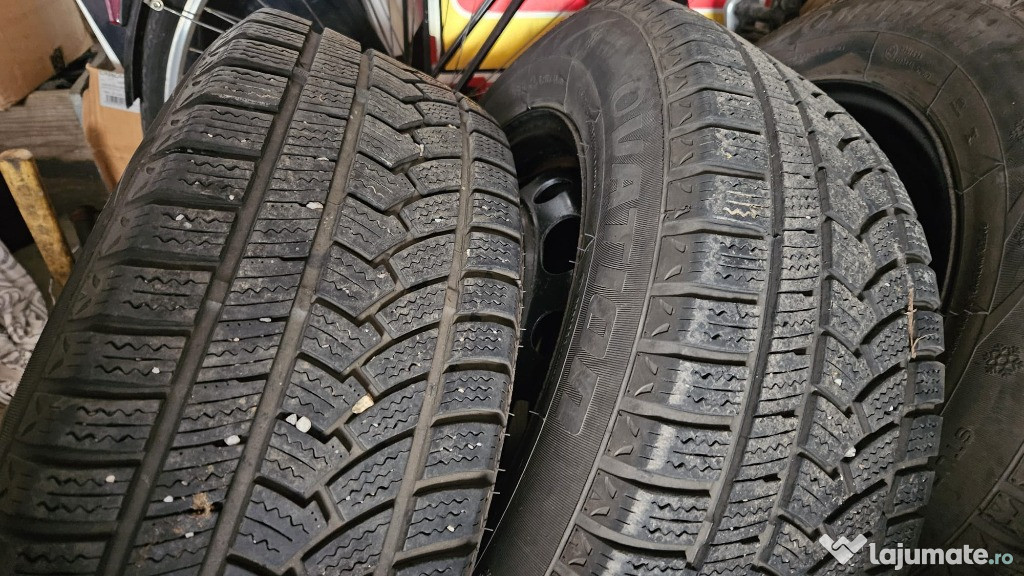 Vand rotti 215/60R16 cu jante de tabla