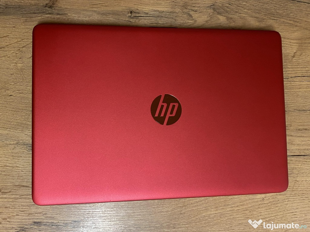 Laptop HP 15,6 inch Red Slim Aspect impecabil ca Nou