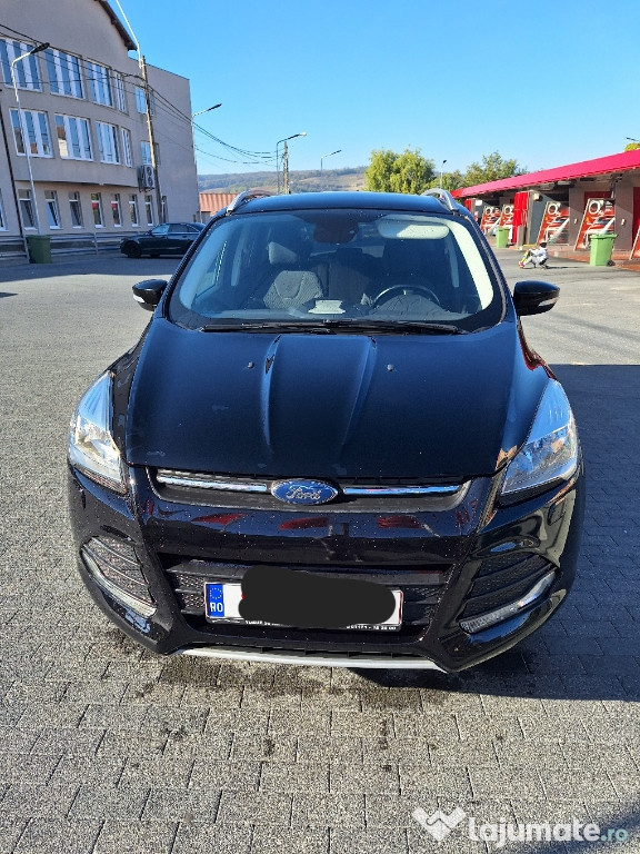 Vand Ford Kuga 1.5 benzină