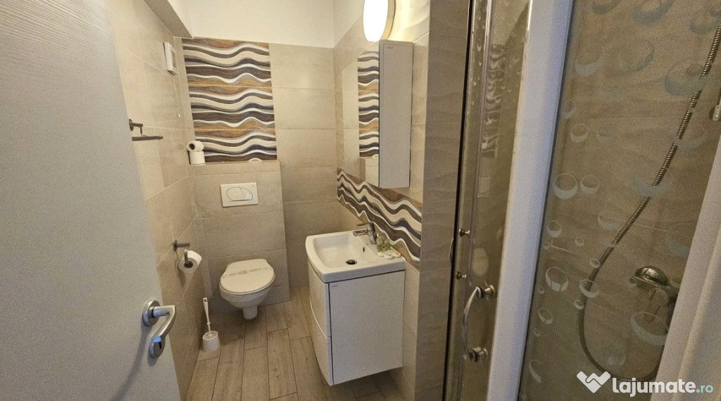 Se inchiriaza apartament cu 2 camere, Zona Titan