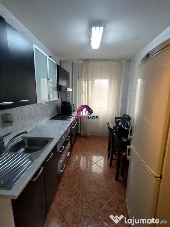 Apartament de inchiriat