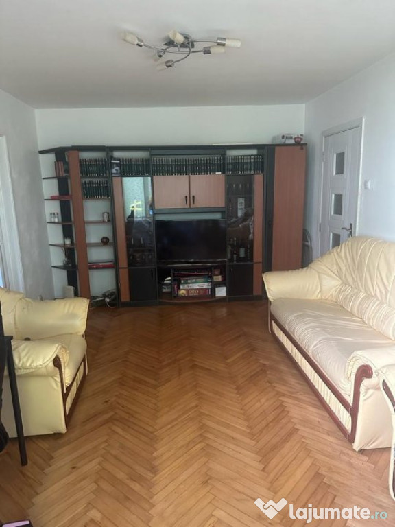 Apartament de 2 camere zona ASTRA,str Neptun,