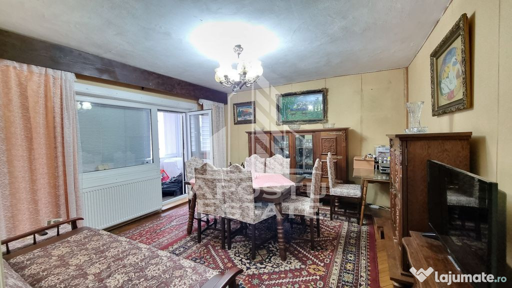 Apartament cu 3 camere, 2 bai, centrala proprie, zona Cal...