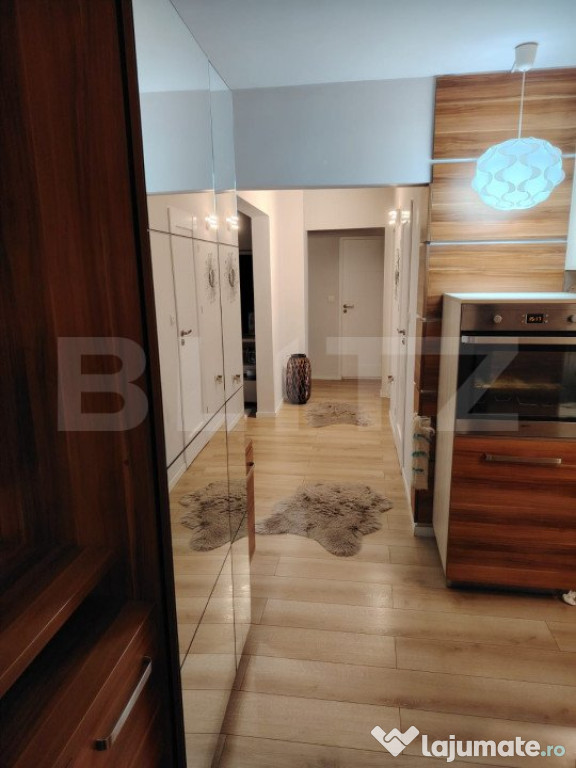 Apartament de vanzare, 4 camere, 92 mp, zona Tudor-Bulevardu