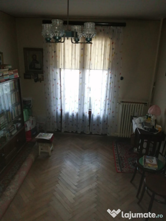 Apartament 3 camere-zona Barbu Vacarescu