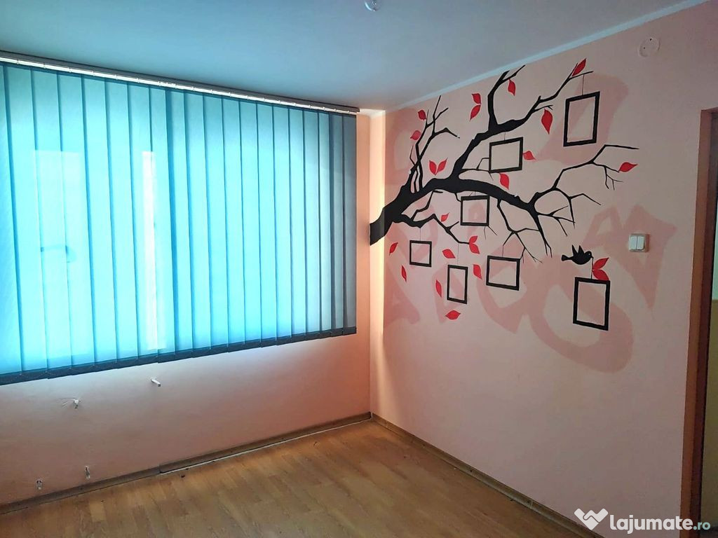 Apartament cu 2 camere de vânzare în Micro 19 - Oportun...