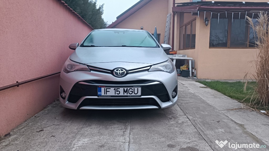 Toyota Avensis 2016