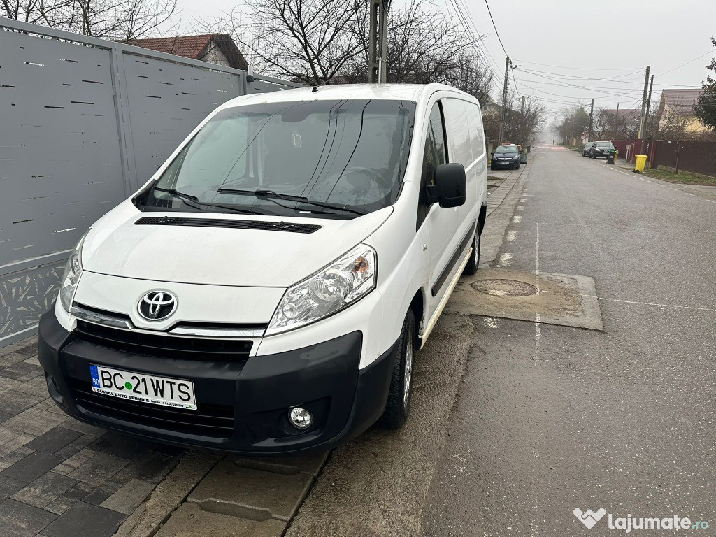 Auto utilitara de marfa