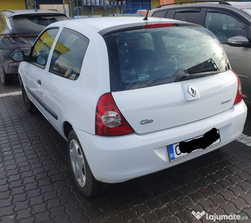 Vand autoturism renault clio