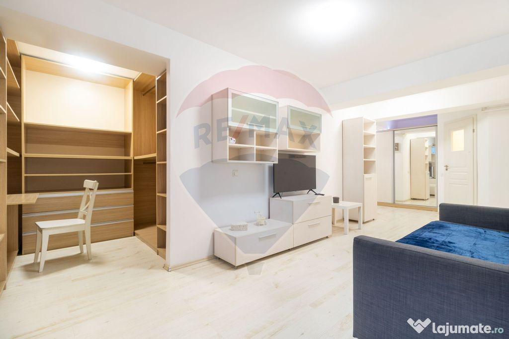 Apartament cu loc de parcare, priveliste libera Delta Vac...