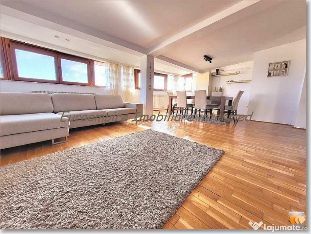 Apartament 3 camere decomandate zona Trocadero