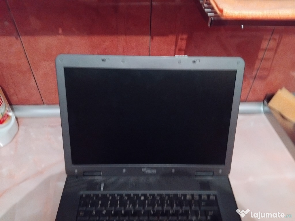 LAPTOP FUJITSU SIEMENS 15INCI