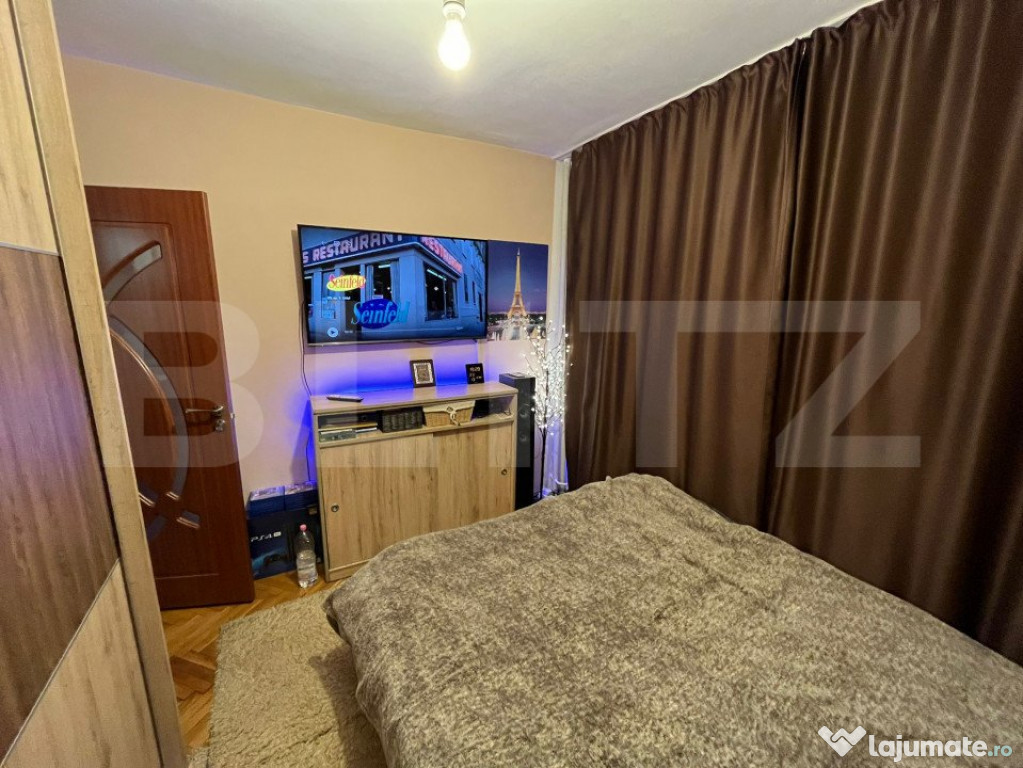 Apartament 3 camere de vânzare – Zona Dacia