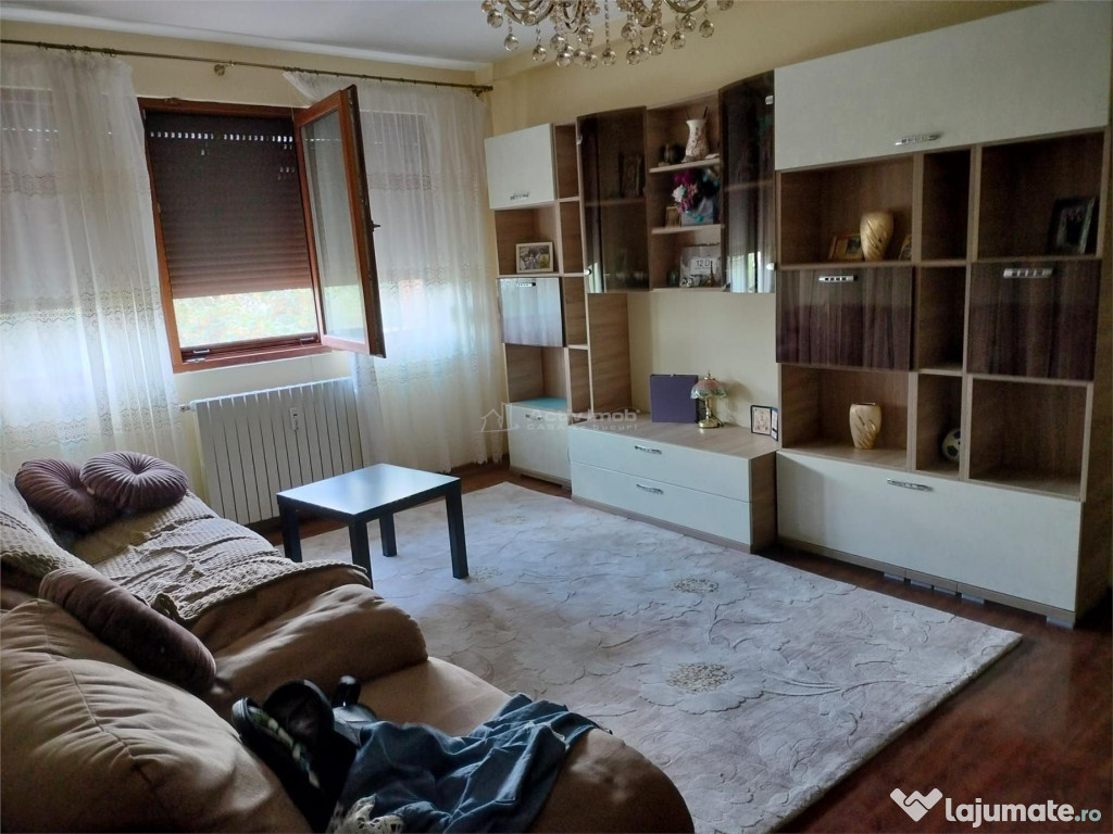 Apartanent 2 cam. Traian