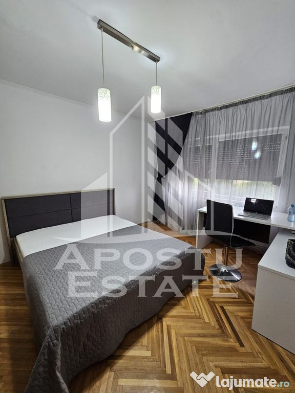 Apartament cu 3 camere decomandat centrala proprie Gh. La...