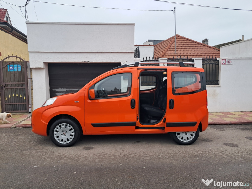 FIAT QUBO * 2017 * * 27.000 KM * * Este Ca Nouă * *