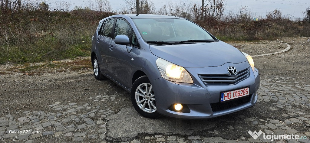 Toyota Verso/7 locuri/2012/2.0 D/126 CP/Clima/Navi/Camera/Euro 5/