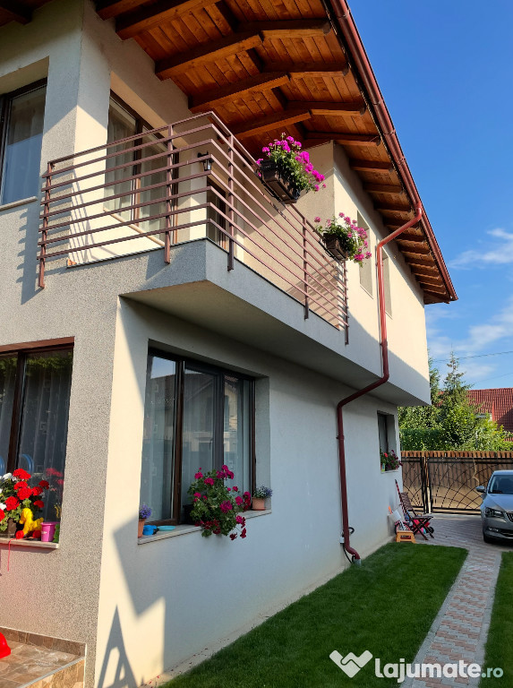 Casa 5 camere, suprafață 120 mp, teren 250 mp, strada Someșului