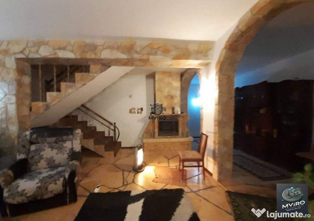 Casă de vânzare în Târgoviște – 5 camere, 2 garaje, t