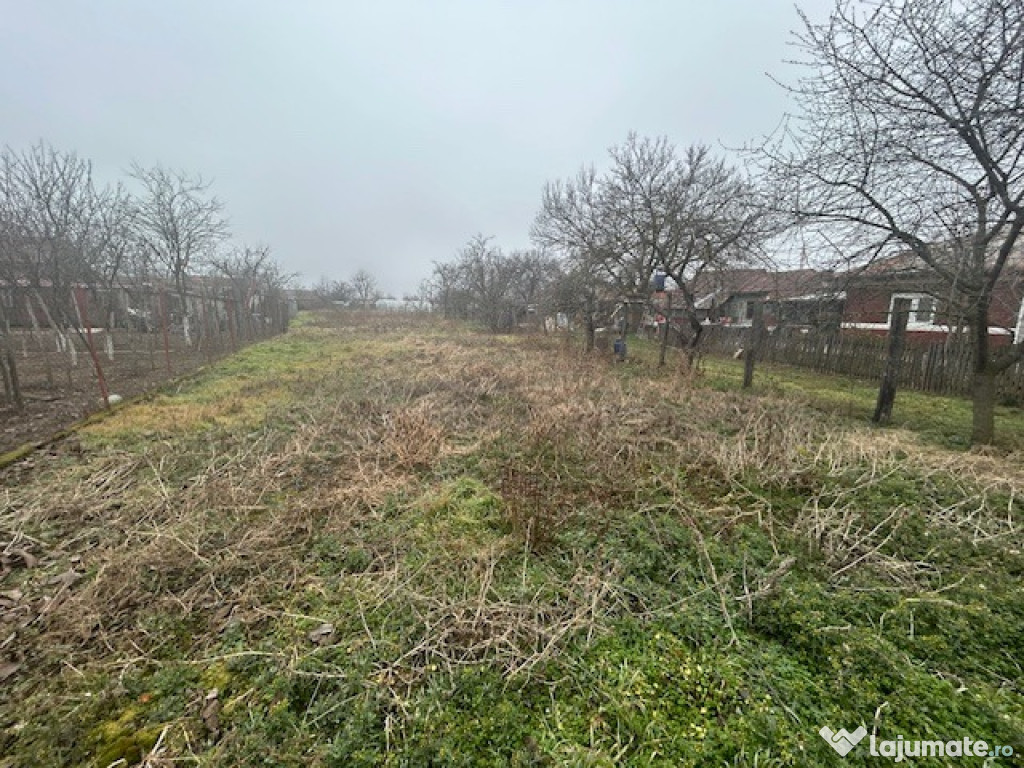 Gruiu Snagov 875 mp teren 40 de min Centrul Capitalei zona linistita