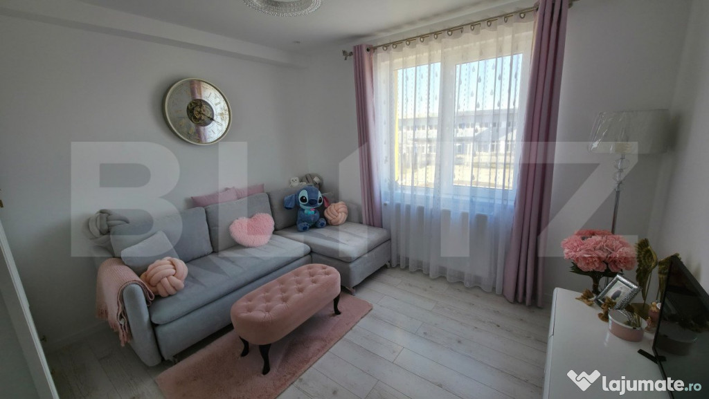 Apartament de vanzare, cu 4 camere, 83 mp utili, zona centur