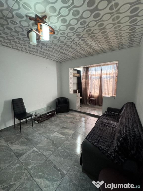 Apartament cu 3 camere in Podu Ros