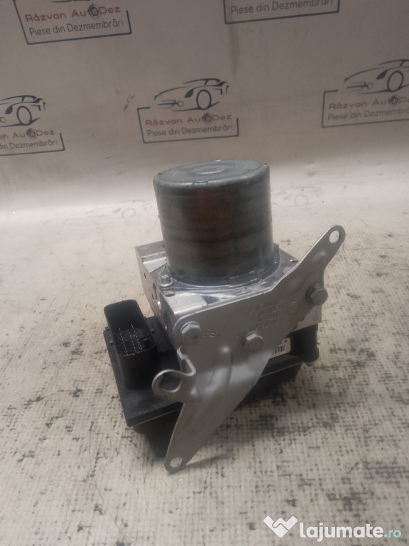 Centura dreapta spate Nissan Juke 2010