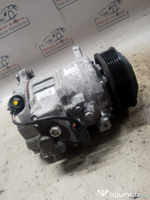 Grila centrala fata Mercedes S Class 2009