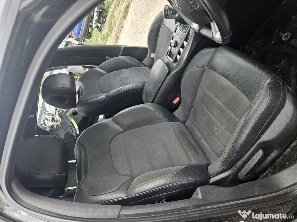 Maner exterior stanga spate Audi A1 2012