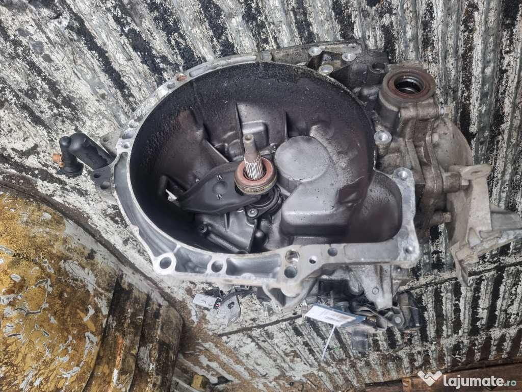 Maner exterior stanga fata Volkswagen Jetta 2012