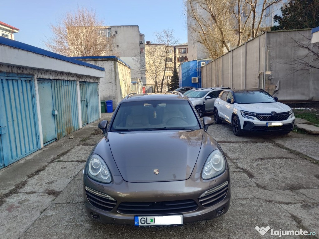 Porsche Cayenne 3.0 diesel, 245 cp TVA deductibil