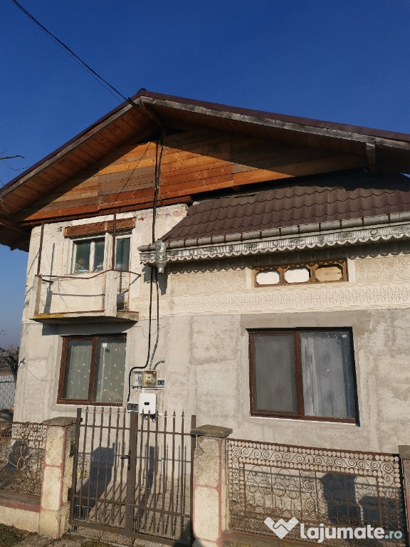 Casa cu utilitati in loc Ogra Mures