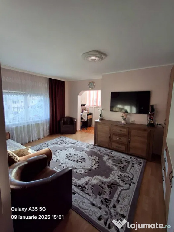 Apartament cu 2 camere Zona Burdujeni - Cuza Voda 2