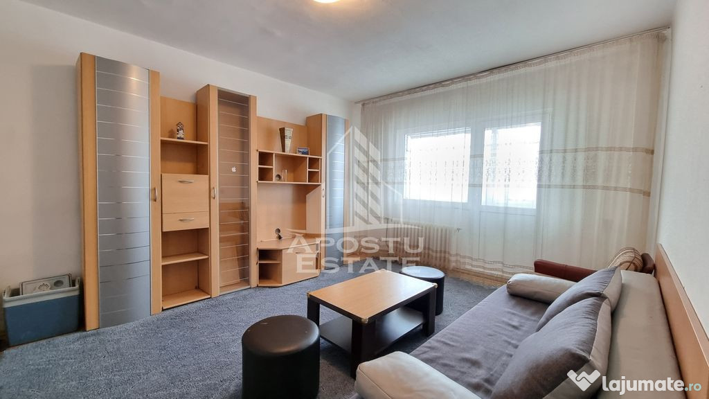 Apartament 2 camere, decomandat, zona Calea Lipovei