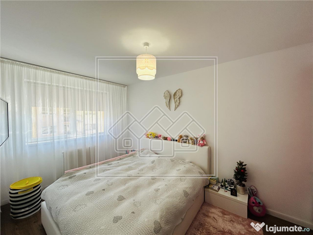 Ap mobilat, etaj 3/4, 55 mp utili 5 mp balcon, Zona Ciresi