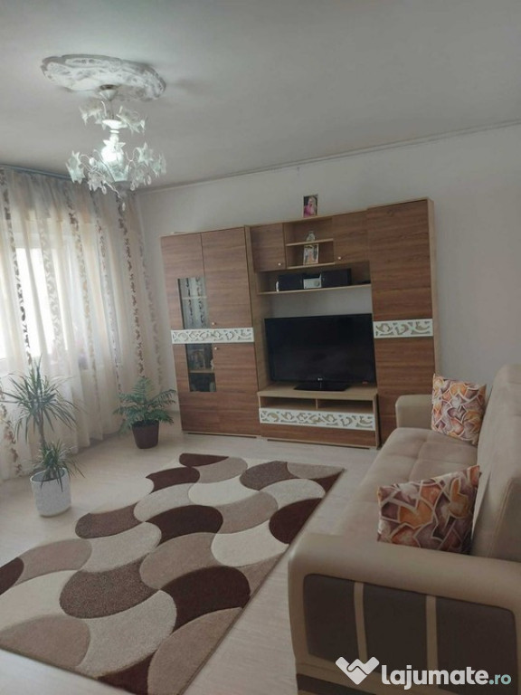 Apartament 3 camere ( Reabilitat/Decomandat) Nerva Traian