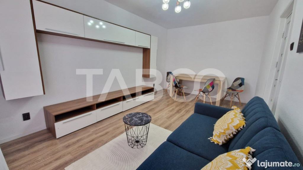 Apartament de închiriat 2 camere Vasile Aaron bloc cu lift