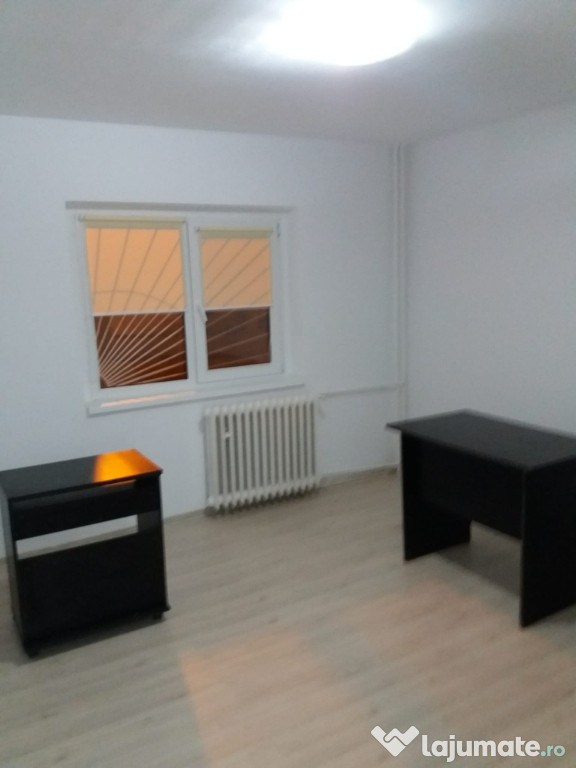 GARA, Spatiu birou apartament PARTER