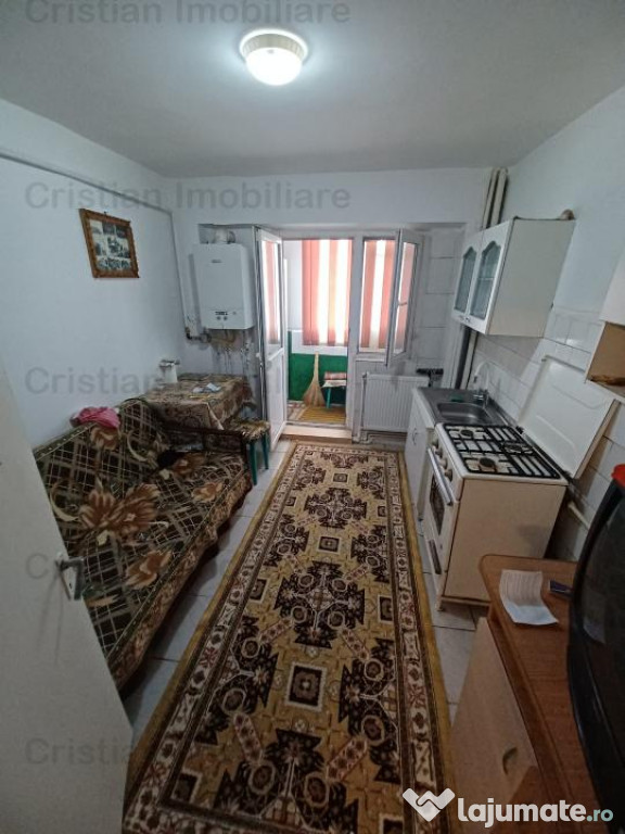 Apartament 2 camere confort 1 decomandat zona Vidin