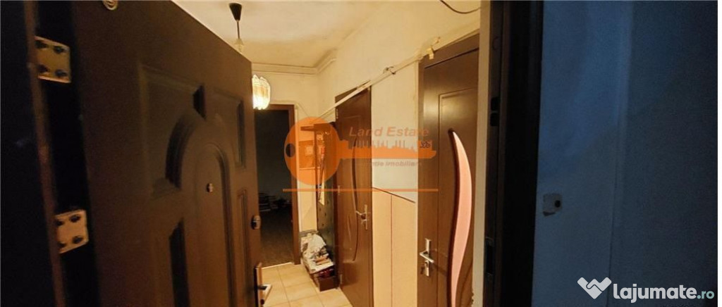 Apartament 3 Camere Trapezului