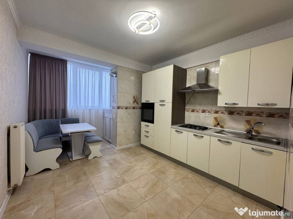 Apartament de vanzare in zona Schei