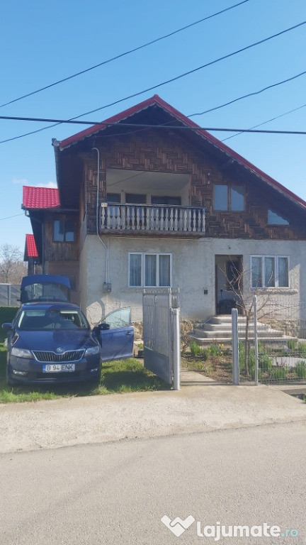 Casa in Teisani cu teren