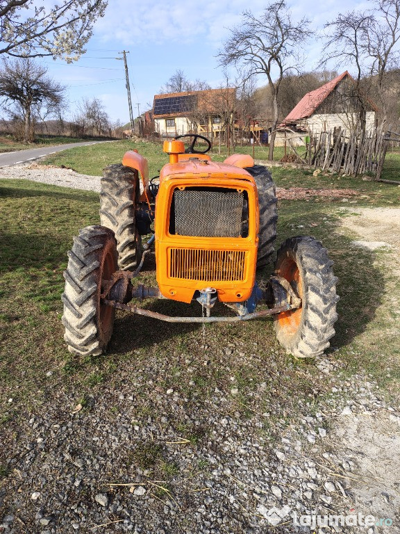 Vand Tractor fiat 4×4